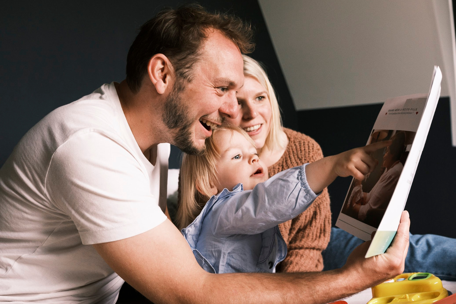  - Tribu : L’album mensuel qui fait voyager les souvenirs en famille